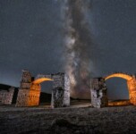 De puente a puente.. vía láctea - Fotografía nocturna Lebiakhon De puente a puente.. vía láctea - Fotografía nocturna Lebiakhon